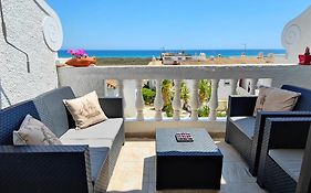 The Swallow'S Rest Beach House - Meia Praia